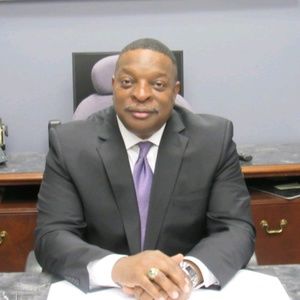 Meet your Posher, Gregory